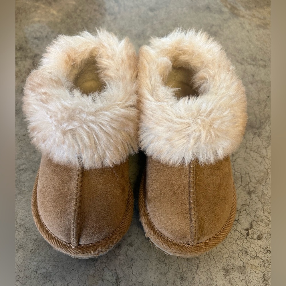 Sherpa Tan Clog Slippers/Boots